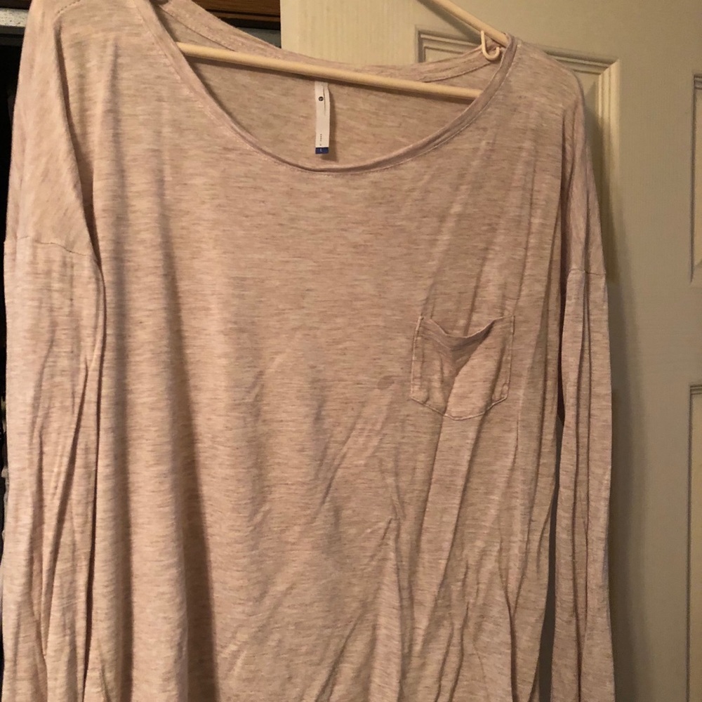 Long sleeve t-shirt